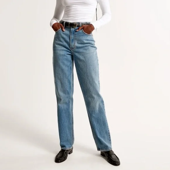 Abercrombie and Fitch The 90s Straight Ultra High Rise medium wash jeans size 25 - Picture 1 of 9